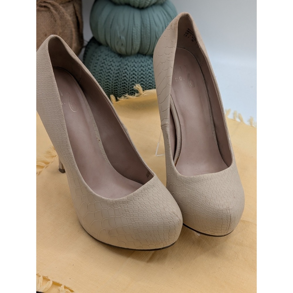 Mix No. 6 Sarti Beige Faux Croc Platform Pumps Almond Toe Stiletto Heels Size...